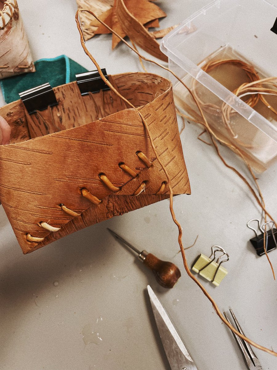 sarmcpherson's tweet photo. Made my first wiigwas mukuk today with Gail Bannon of Fort William First Nation. Enjoying this time I’m taking to learn new things and create intentionally ✨ https://t.co/T8YM68tHV4