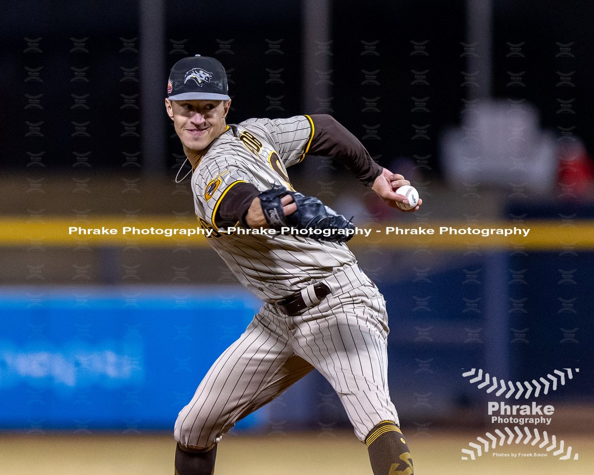 phrakephoto's tweet photo. Alek Jacob (48) Peoria Javelinas more on my FB page @jacob_alek @ZagBaseball #prozag #afl2022 #afl22 #arizonafallleague @mlbazfallleague #padres #friarfaithful #timetoshine #sandiegopadres #sdpadres #gopadres #lospadres
@PadresProspects @Friarsonthefarm @Padres_Farm https://t.co/hk5yasRVMz