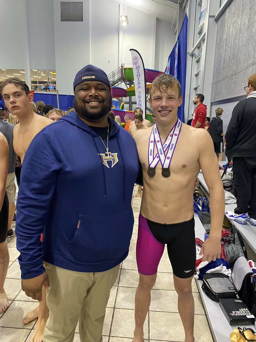 Coach_Boling's tweet photo. Couple more photos of Colin’s state success! https://t.co/MkVfjaYDub