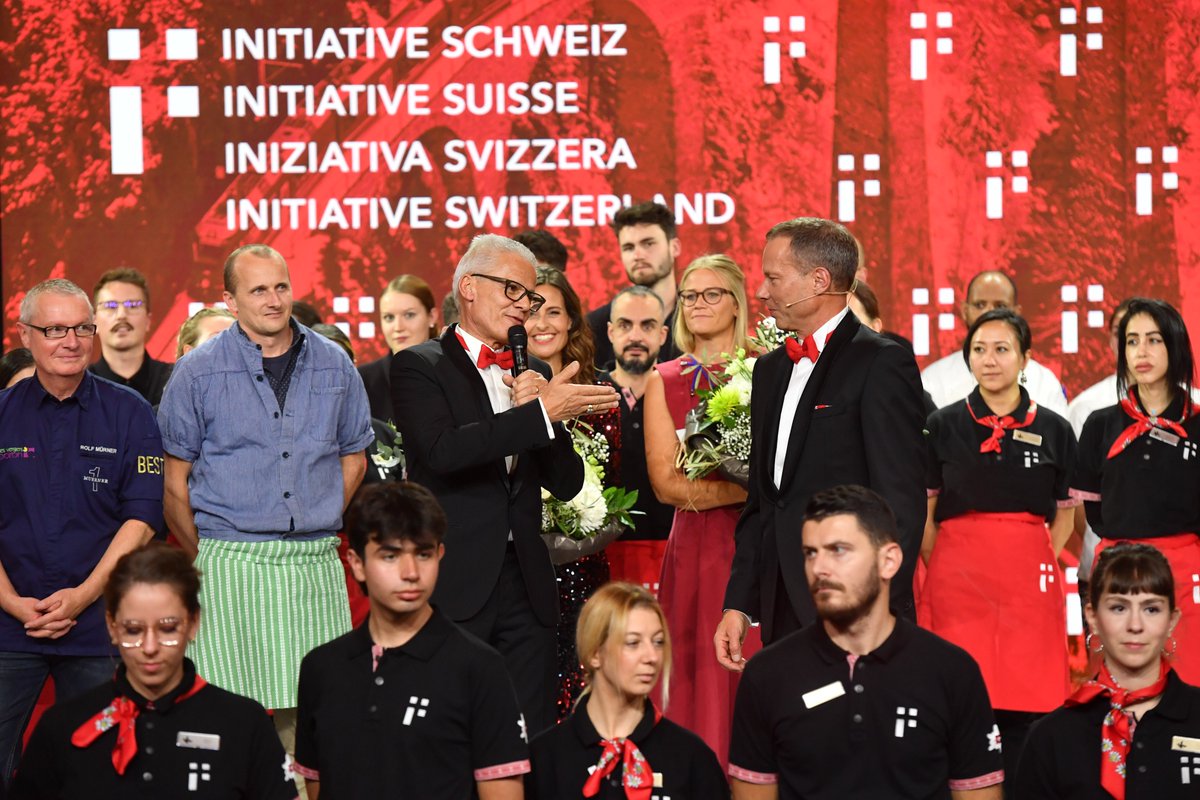 PrixSuisse's tweet photo. Wir sagen #dankeschön für Innovationsgeist, kulinarischer Hochgenuss, Pionierleistungen, Wirtschaftsförderung &amp; Forschung - und überhaupt für unzählige Gänsehautmomente @kursaalbern ♥️ #prixsuisse #thanksful https://t.co/tHdzTPKJ7T
