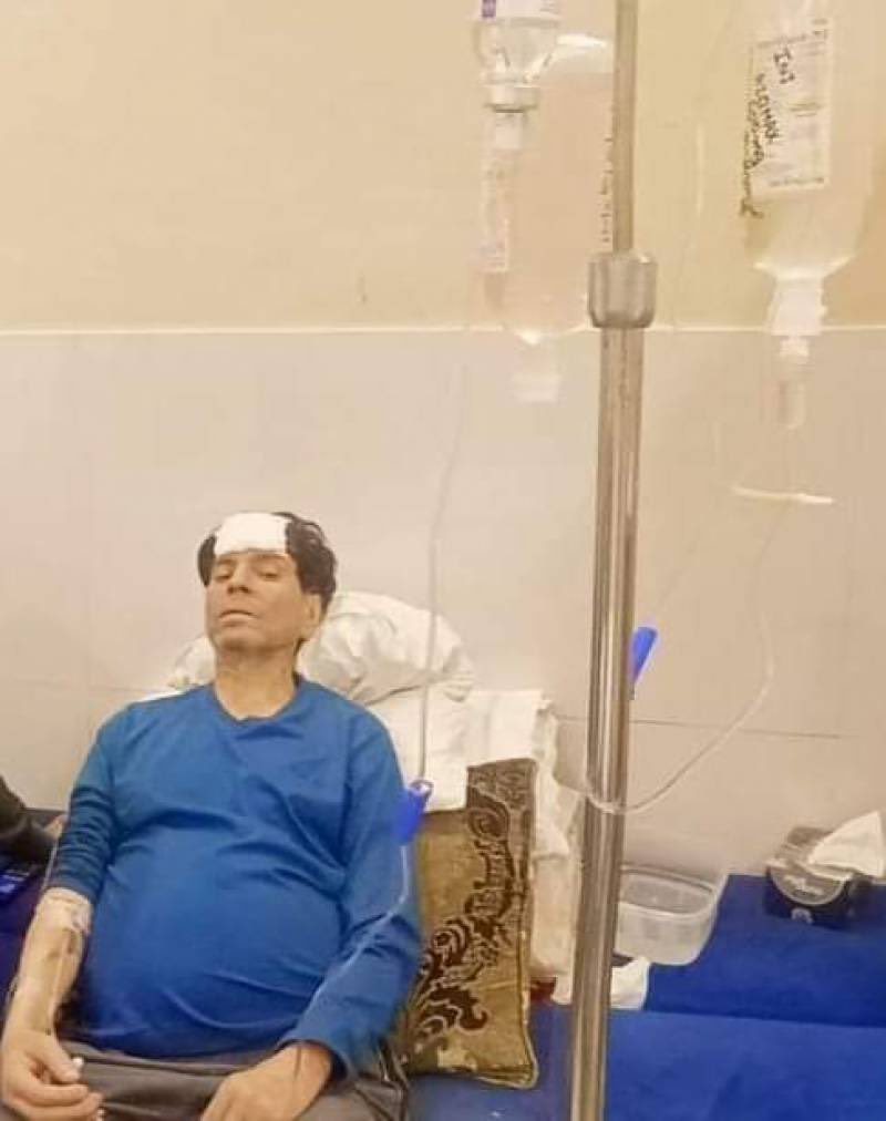 اسٹیج ایکٹر طارق ٹیڈی بہت کریٹیکل کنڈیشن میں ہیں۔ وہ ہمارے پنجاب تھیڑ کا سرمایہ ہیں 
وزیراعظم پاکستان میاں شہباز شریف صاحب <a href="/CMShehbaz/">Shehbaz Sharif</a> سے مودبانہ اپیل ہے کہ انکا علاج کروایا جائے تاکہ وہ دوبارہ تھیٹر پہ آ کے لوگوں کے چہروں پہ مسکراہٹیں لا سکیں.
<a href="/MaryamNSharif/">Maryam Nawaz Sharif</a>