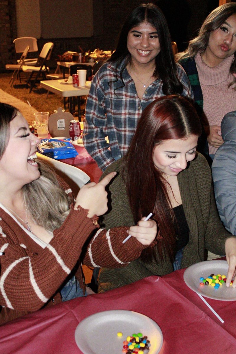 Montwood TAFE (@mhs_ace) on Twitter photo Grateful for all of our T.A.F.E. members!Friendsgiving was a success🍁🍂 <a href="/Denise_TAFE_MHS/">Denise Guzman</a> <a href="/DafneHdz_MHS/">Dafne Hernandez</a> Grateful for all of our T.A.F.E. members!Friendsgiving was a success🍁🍂 <a href="/Denise_TAFE_MHS/">Denise Guzman</a> <a href="/DafneHdz_MHS/">Dafne Hernandez</a>