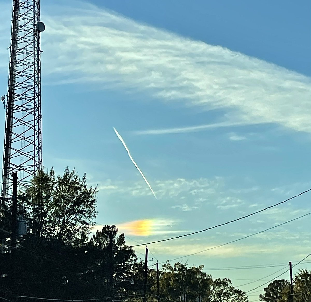 11loveGod11's tweet photo. What a doozy. This is not a “pretty rainbow” by the way. It’s a sure way to tell if you’ve had a heavy #chemtrail day. They’re creating the #ClimateCrisis. #EastTexas #toxic #GeoEngineering #control #MakingYouSick https://t.co/WtreRCbOXu