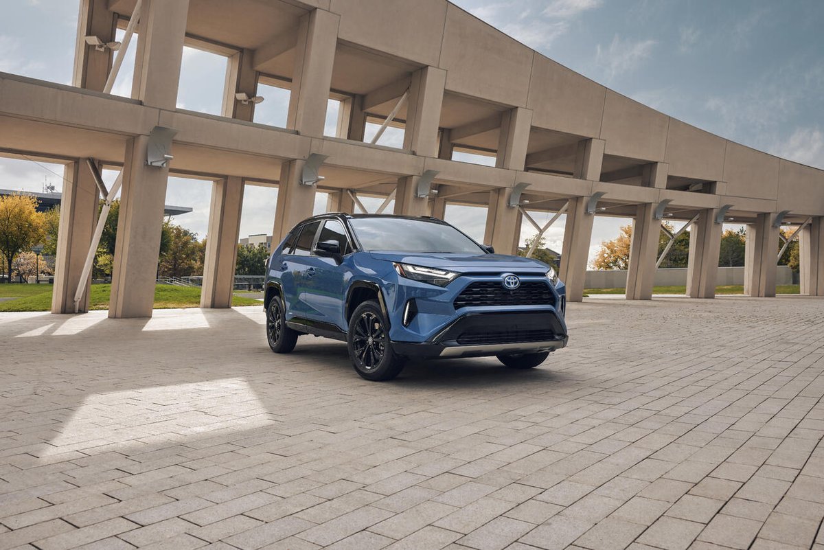 Is there anything more satisfying than a functional design? #RAV4