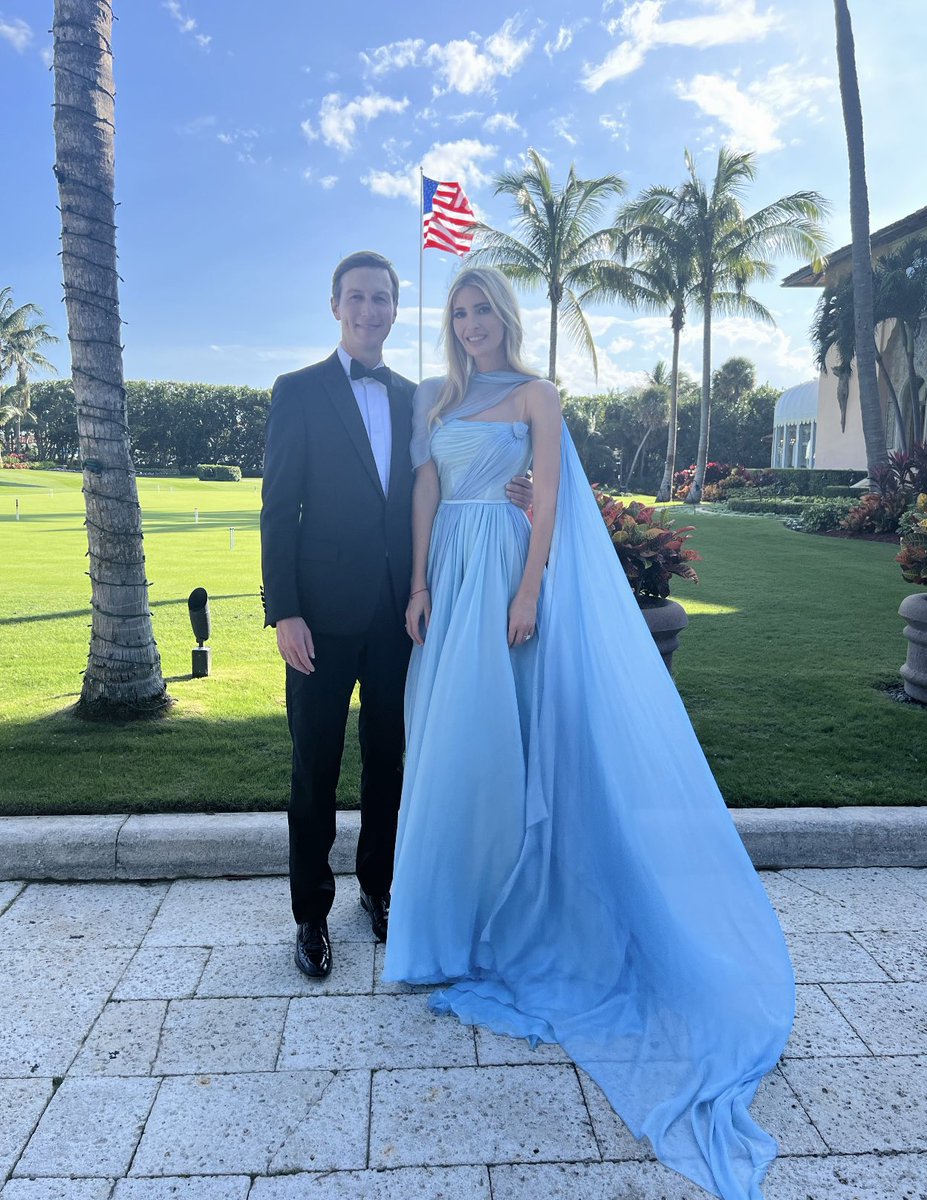 IvankaTrump tweet picture