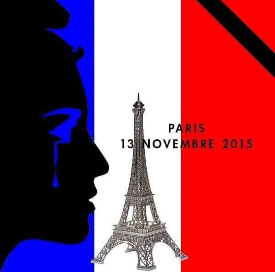 Kozpat2's tweet photo. 7ans déja😢🙏. 5 ans que l'horreur à coûté la vie à 137 personnes, brisé des familles entières sans compter les innombrables blessés qui essaient de se reconstruire jour après jour.
#13novembre2015 😢🌹🇨🇵 #Paris #Reposezenpaix 🙏 https://t.co/oovr6NDQOC
