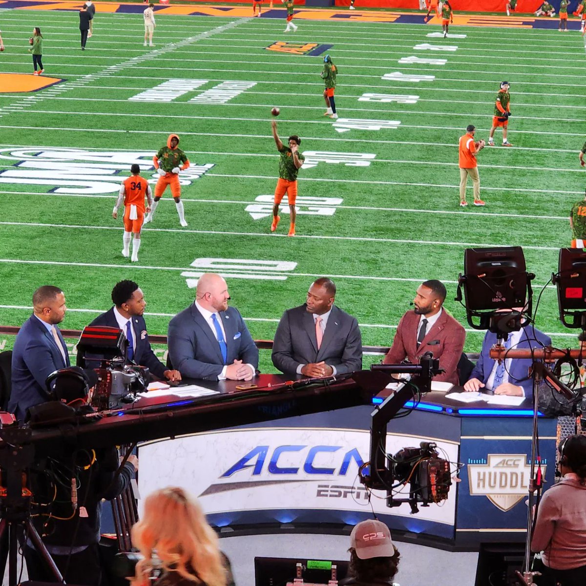 My view from Club 44 at the @JMAWirelessDome pregame. Getting to watch the big guys from @accnetwork #goorange #beatfsu