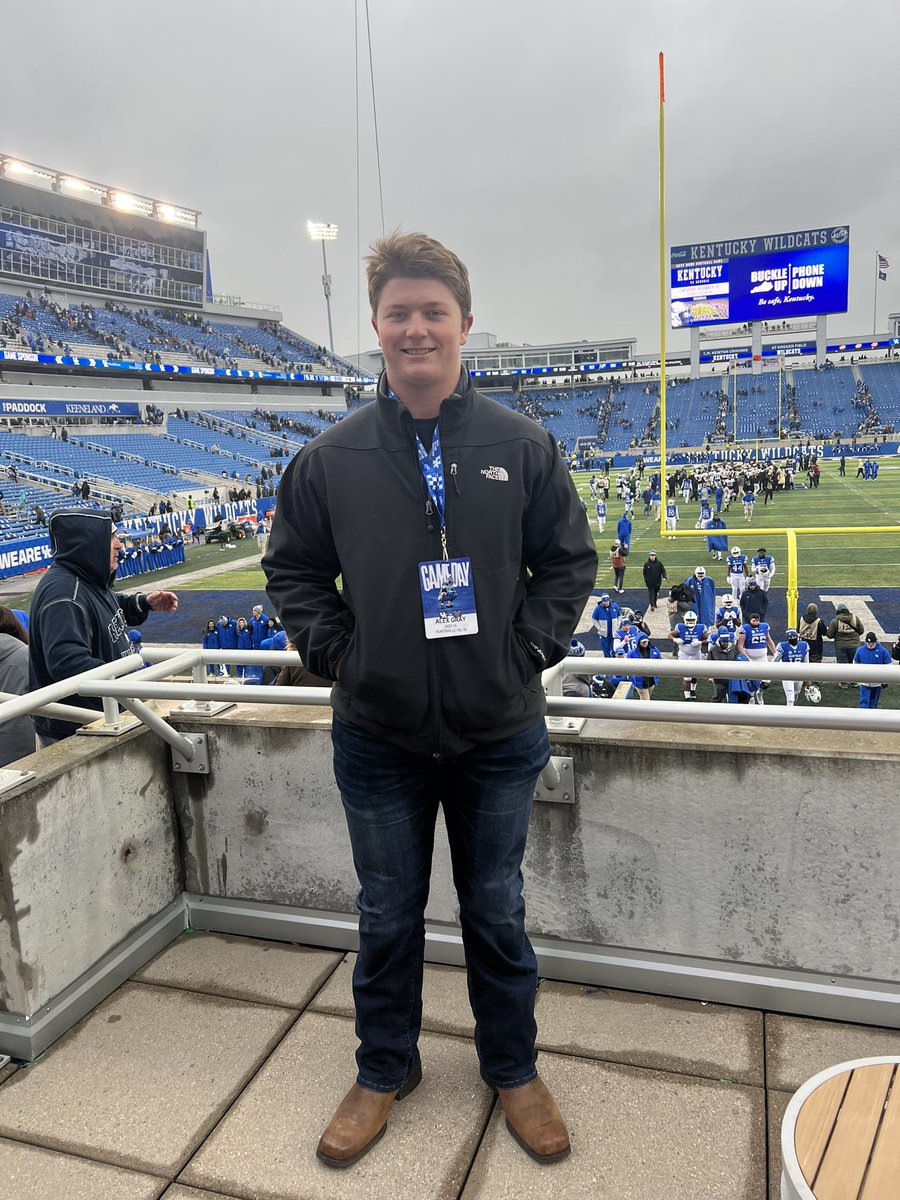 Alex Gray tweet media