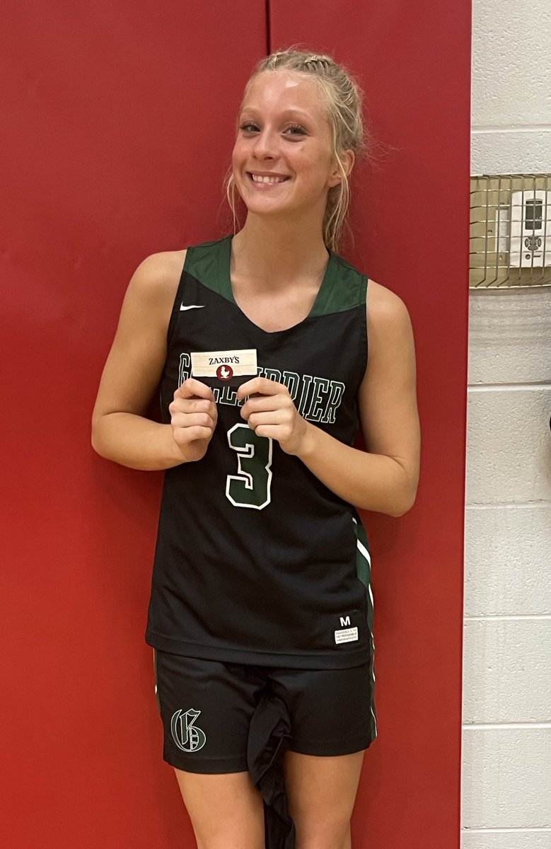 BballLadyCats1's tweet photo. Mak Jones with the 3-Point Contest WIN! https://t.co/UEWLTb0nOg