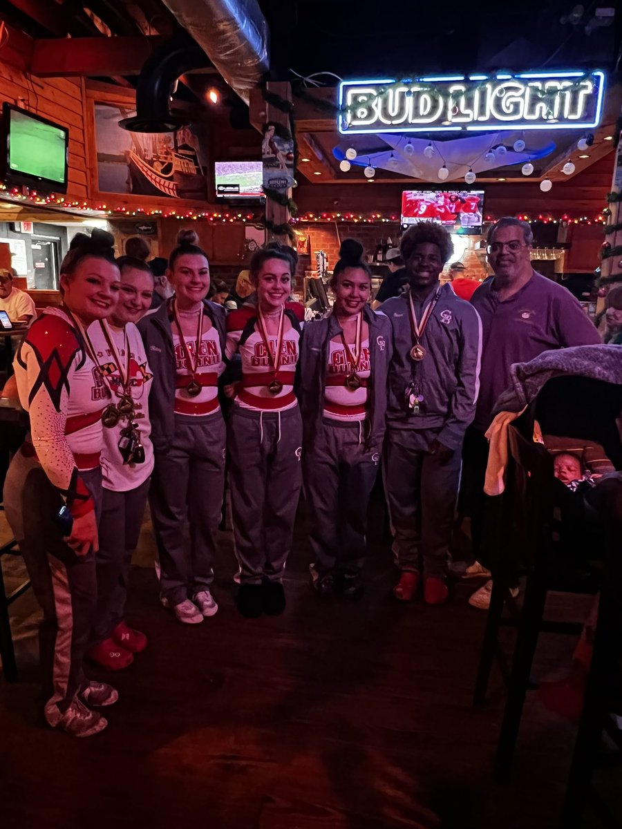 I am so happy to have run into our State Champion Cheerleaders.  #gophernation  <a href="/gopherathletics/">Glen Burnie Gophers</a> <a href="/GBHSaacps/">Glen Burnie High School</a>