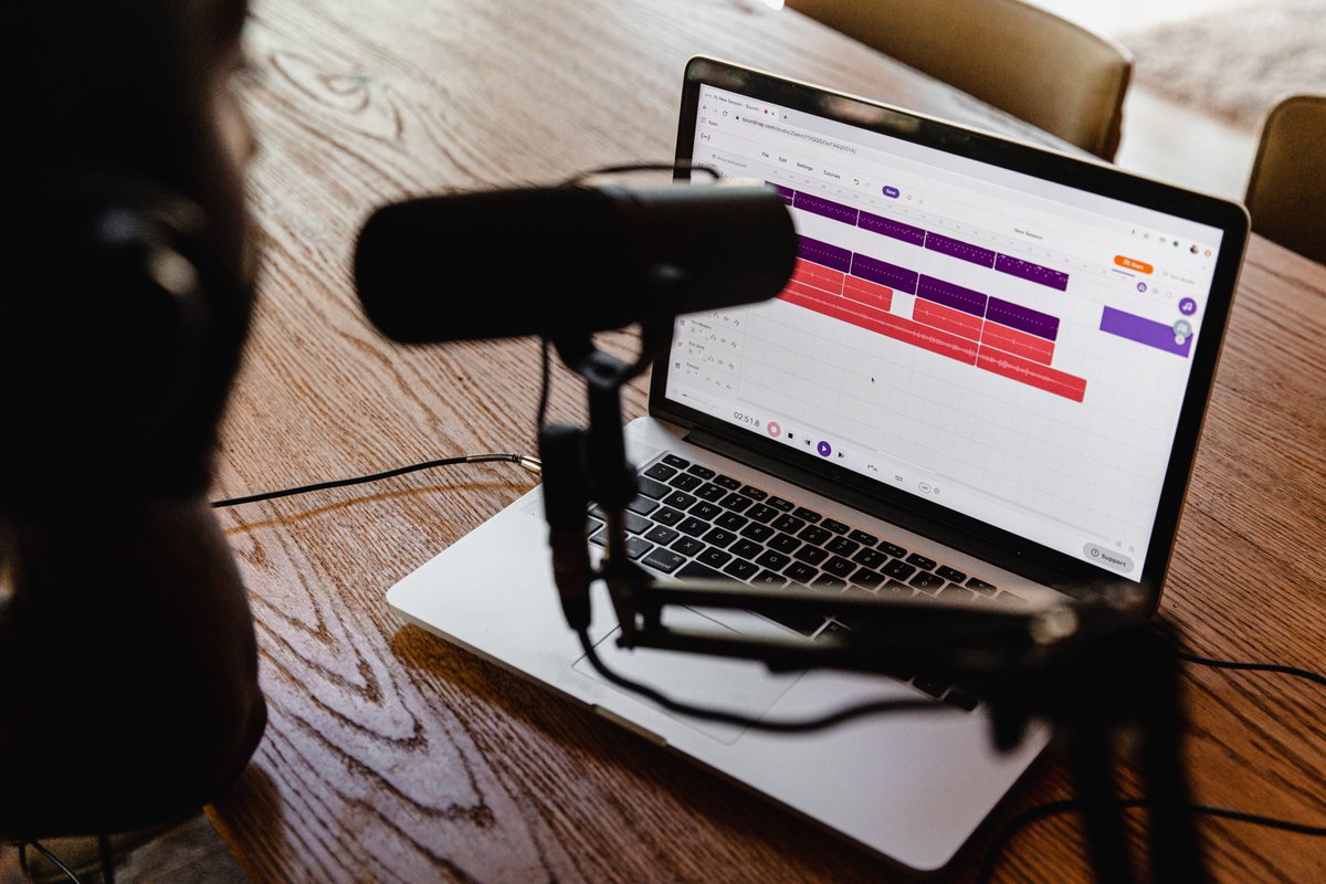 DMCvsstudios's tweet photo. Episode 2 of our Studio Time podcast is out now! In this one, we cover exclusive beats and everything you need to know when buying them.

Check it out! ⬇️

https://t.co/RRs5QyQn1t

#beatlicensing #buyingbeats #musicroyalties https://t.co/iBZGIIzOOJ