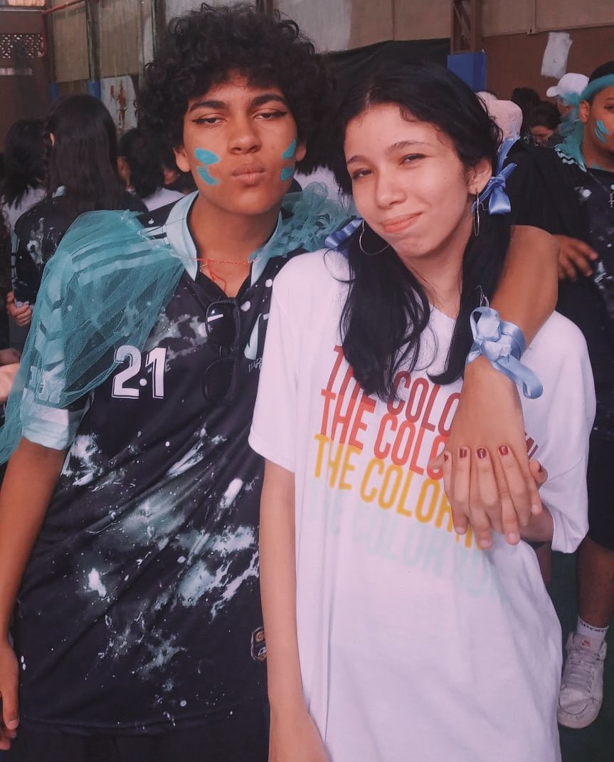 mxuisque's tweet image. Que ela mora no meu peito 
E eu moro vizinho a ela 
E eu fico desse jeito 
Pensando nos beijos, nos carinhos dela❤️❤️‍🩹

Carolina Carol bela - toquinho