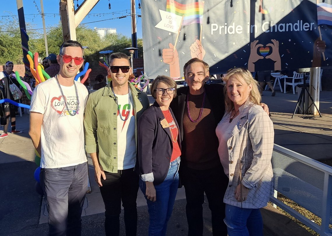 Sean Bowie tweet media