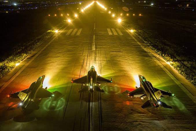 <a href="/HDPgenelmerkezi/">DEM Parti</a> Bir gece ansızın 🇹🇷