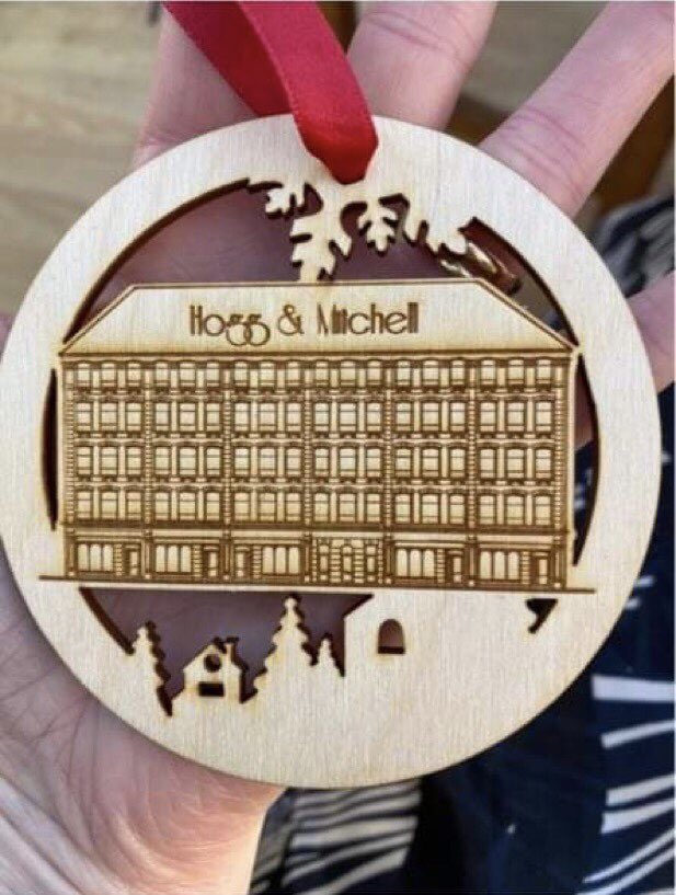 FOTF21's tweet image. These are just fab 💕We would 💖 more local busi. to immortalise the iconic #shirtfactories &amp;amp; #factorygirls with art &amp;amp; memorabilia. Interestingly whilst there isn’t much, its the female owned busi making it happen 💖 @derry_nice @PieceMakers1 @TheFtdc @independent_der #herstory