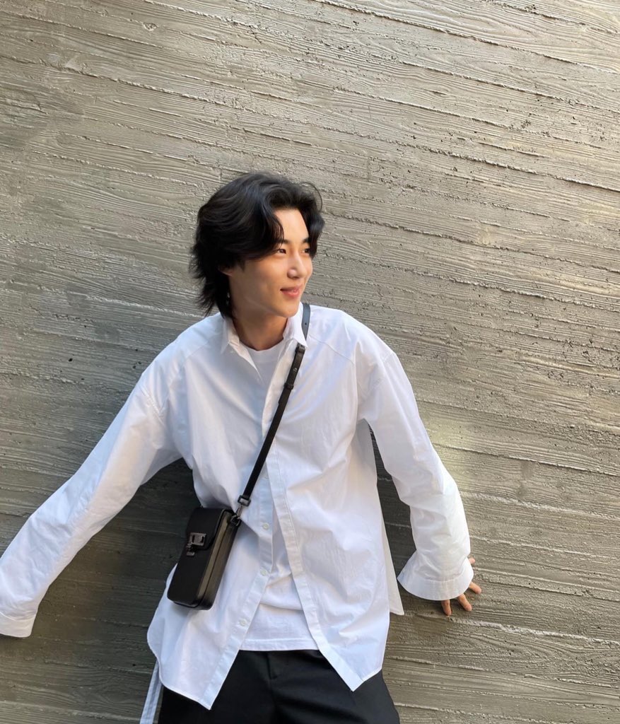 KYJBWS's tweet photo. #ByeonWooSeok #KimYooJung https://t.co/q8ZlBnJex9