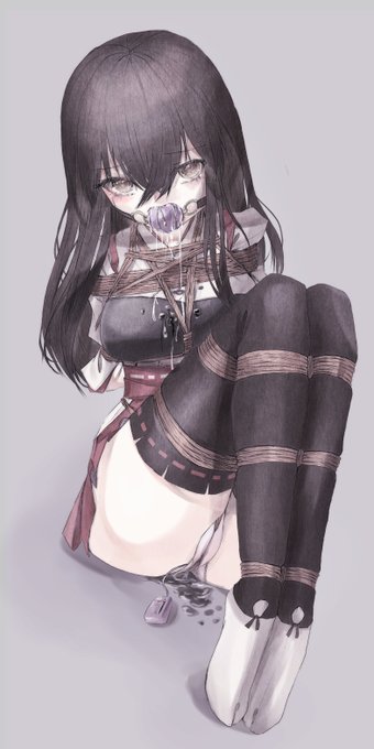 > 全身を緊縛されている艦これの赤城さんをお願いします #odaibako_kotogi2355 https://t.co/GRcuniRThf 

ちょっと縄少なかったかしら(ぉ 