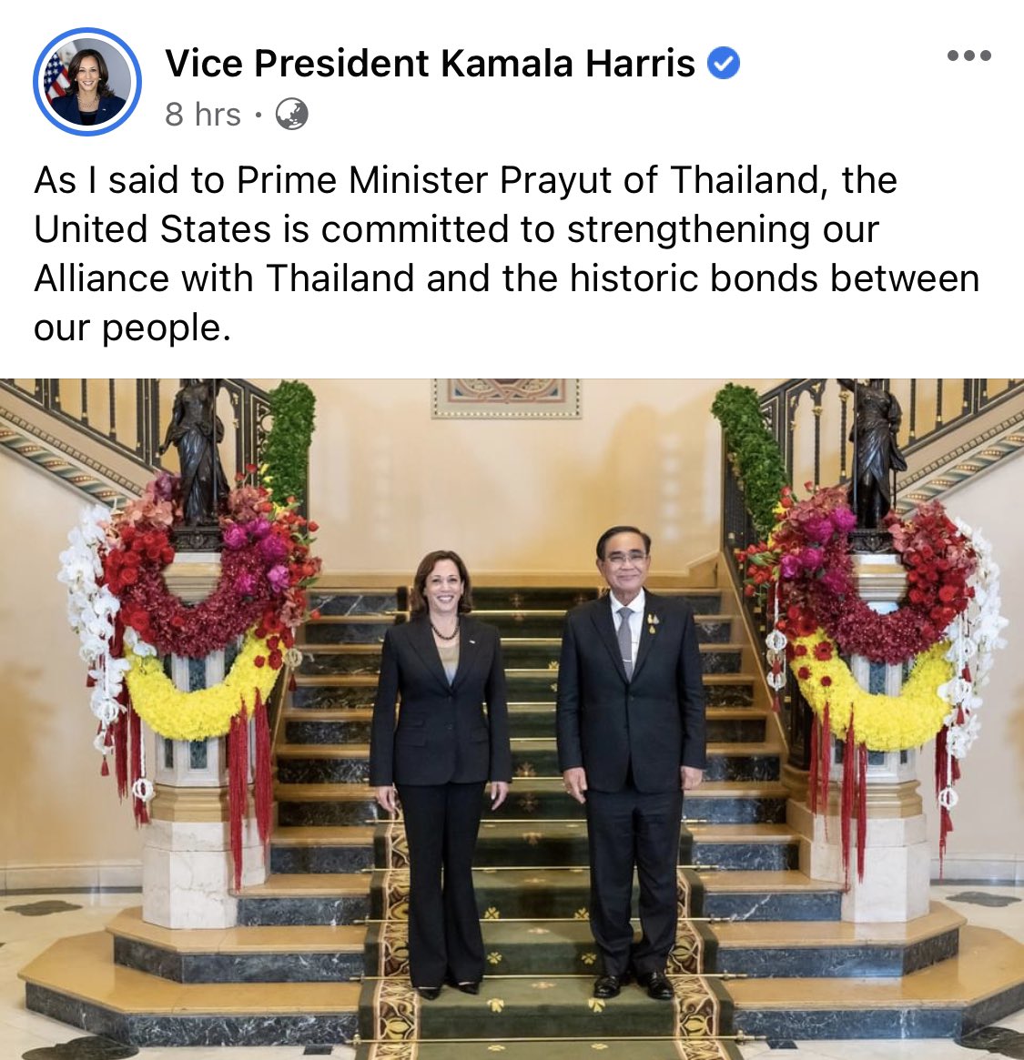 motorwars's tweet image. จาก FB รอง ปธน. #สหรัฐ “กมลา แฮร์ริส” ในโอกาสมาร่วมประชุม #เอเปค2565 #APEC2022THAILAND 

“ดังเช่นที่ดิฉันได้กล่าวกับนายกรัฐมนตรีประยุทธ์ของไทย สหรัฐฯ ทุ่มเทที่จะเสริมสร้างพันธไมตรีของเรากับไทย ตลอดจนสายสัมพันธ์ที่สำคัญระหว่างประชาชนของเรา”