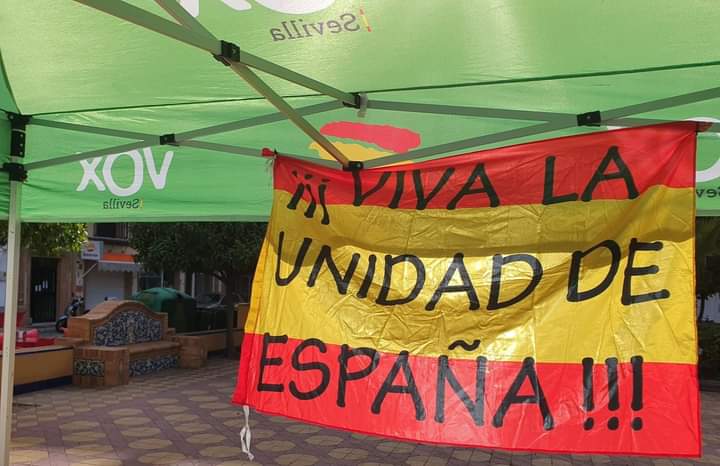 VOX_MORON's tweet photo. 💯🇪🇦 Gran jornada informativa ayer en Morón de la Frontera, donde recibimos a vecinos interesados en conocer nuestras propuestas y trasladarnos problemas locales. 

Siempre con nuestro pueblo, con nuestra gente. #VoxContigo https://t.co/8u5CXE5Qtq