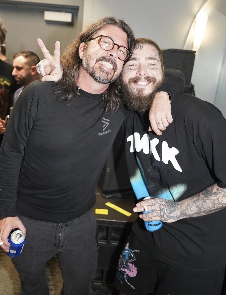 dave grohl pics (@dailygrohhl) on Twitter photo 