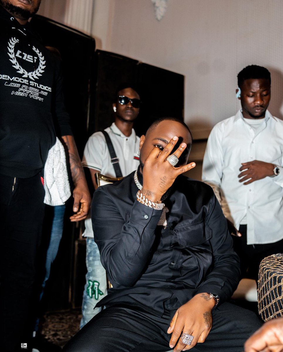WikiDaVido's tweet photo. #DavidoAt30 https://t.co/KggkhvnbwA