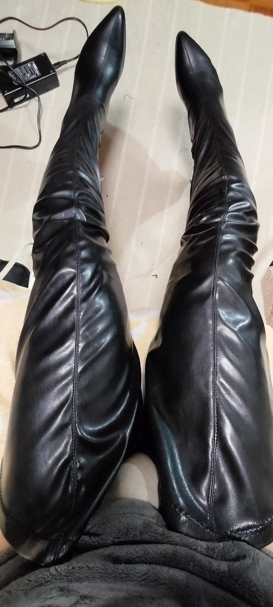 yokaFLIP2's tweet photo. #crotchhighboots
#overthekneeboots #highboots #thighboots #kneeboots #highkneeboots #bootgoals #otkboots #bootfeti
#panties
#fetish
#longlegs https://t.co/eGyoZBOE7f