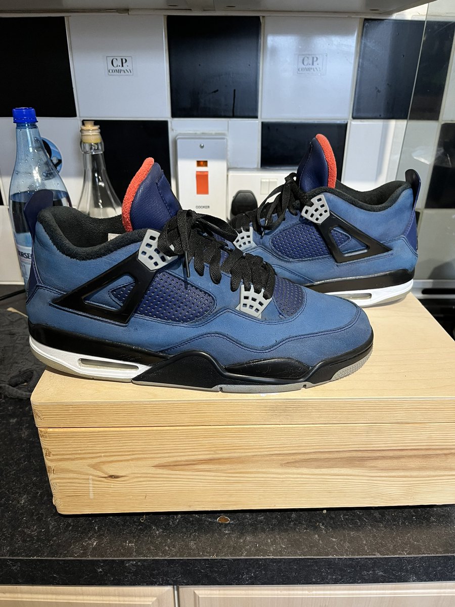 solepatrol666's tweet photo. First pair for a while pleased with the results as always using @Reno_station quality products, dye activator, re dye and fully protected with Reno-Protect https://t.co/8NM35g48qu