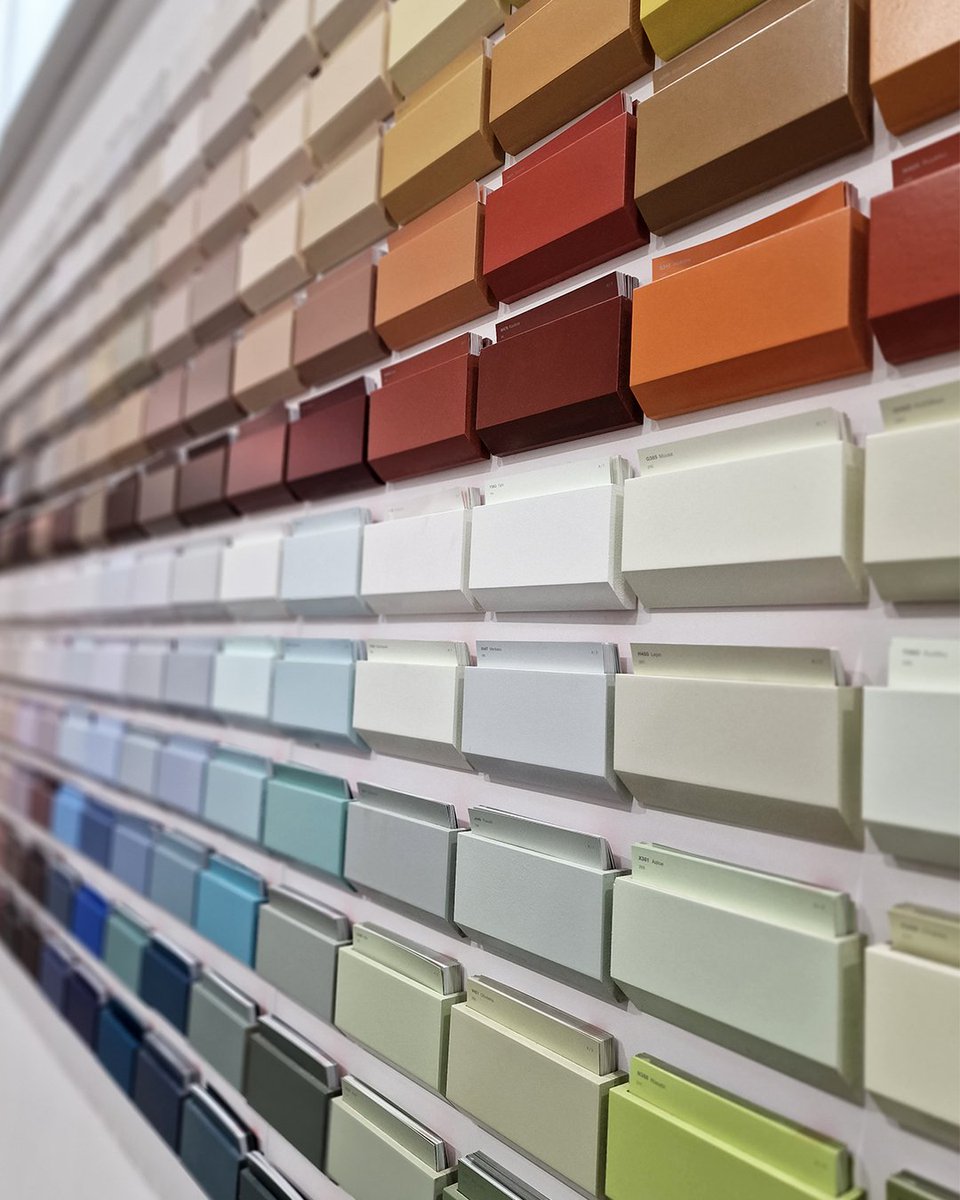 Tikkurila_UK's tweet photo. 216 shades = endless colour possibilities 🎨
Order your free Feel the Colour cards and chips online to test your favourites at home.
Or pop into our stores to see our interactive colour wall to help get those creative ideas flowing.
#paintsamples #paintcolours #coloursample https://t.co/hF090CYuB3