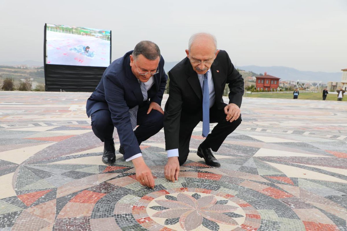 Lütfü Savaş