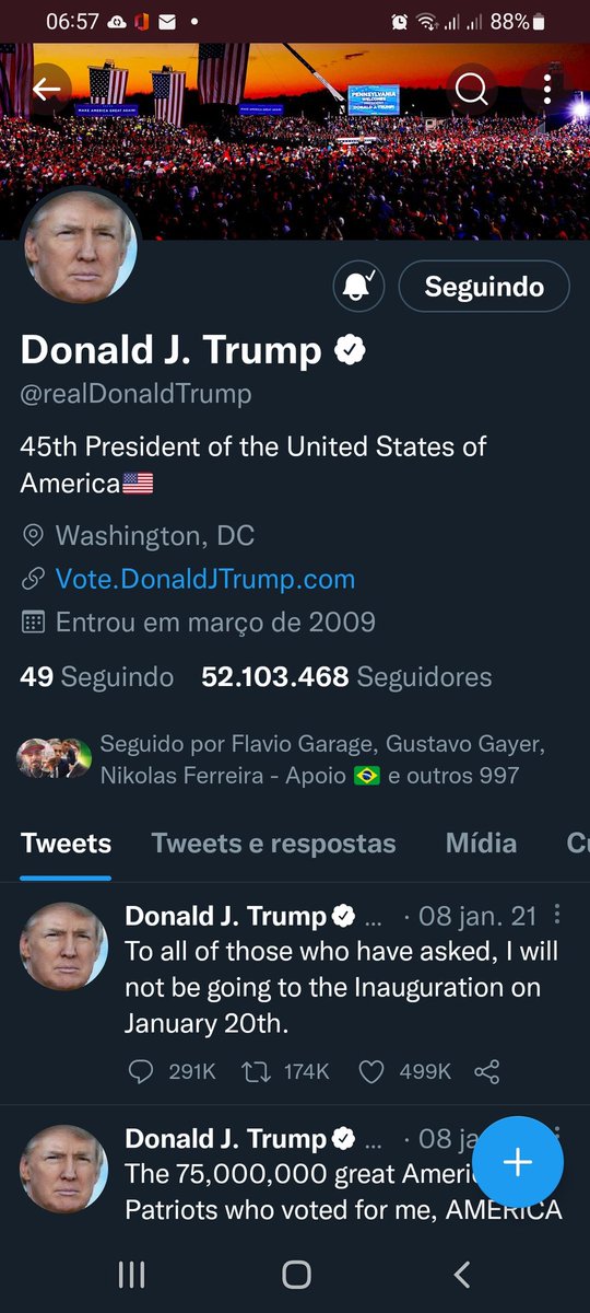 Claudioffontess's tweet image. Momento HISTÓRICO na 
vida do povo americano e 
na história do mundo 
A volta do PR @realDonaldTrump, 
vai deixar os comunistas 
HISTÉRICOS 😂 
Obrigado Uncle @elonmusk 
Algo me diz que a união de
Trump, Elon Musk e nosso
AMADO PR @jairbolsonaro 
Irá mudar o destino das
Nações!!!