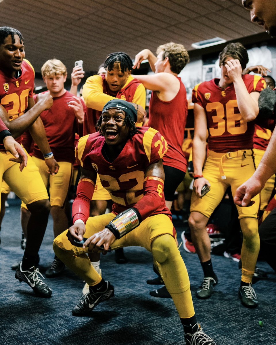 uscfb tweet picture