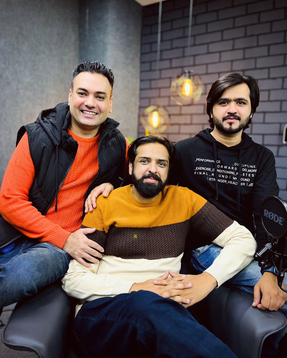 asbarali's tweet photo. 💫 ایک خواہش ہے کہ کچھ خواب، حقیقت بن جائیں۔۔
Get Ready, Something Big Is Coming Soon. 🤞
Follow 👉🏻 #asbarali
#dreamscometrue #friendsandfamily #ismailblogger #syedalsalanalishah #wishlist #upcomingproject #digitalmarketing https://t.co/TDfXFtvs4u