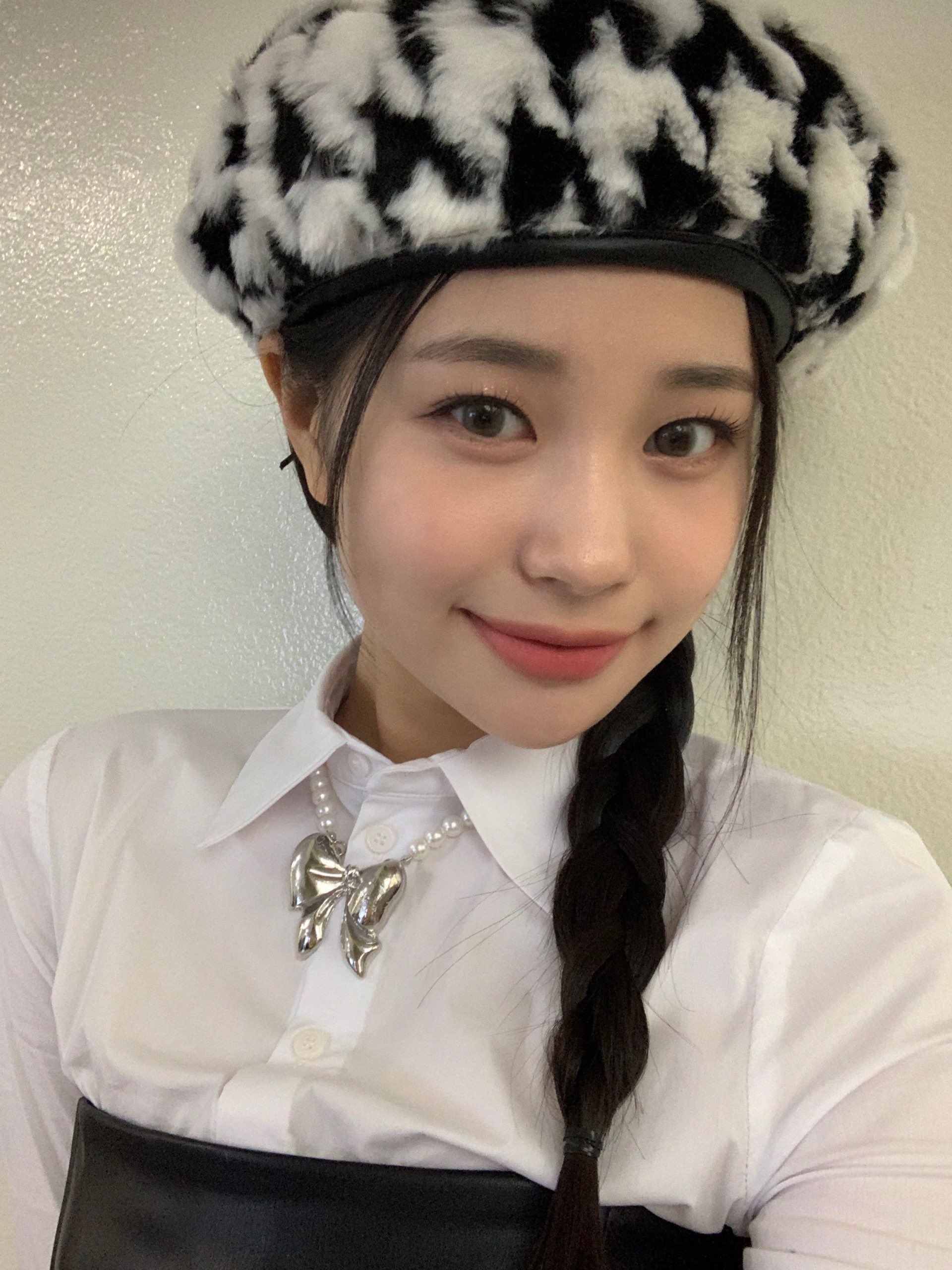 weeekly-on-twitter-weeekly-jihan-https