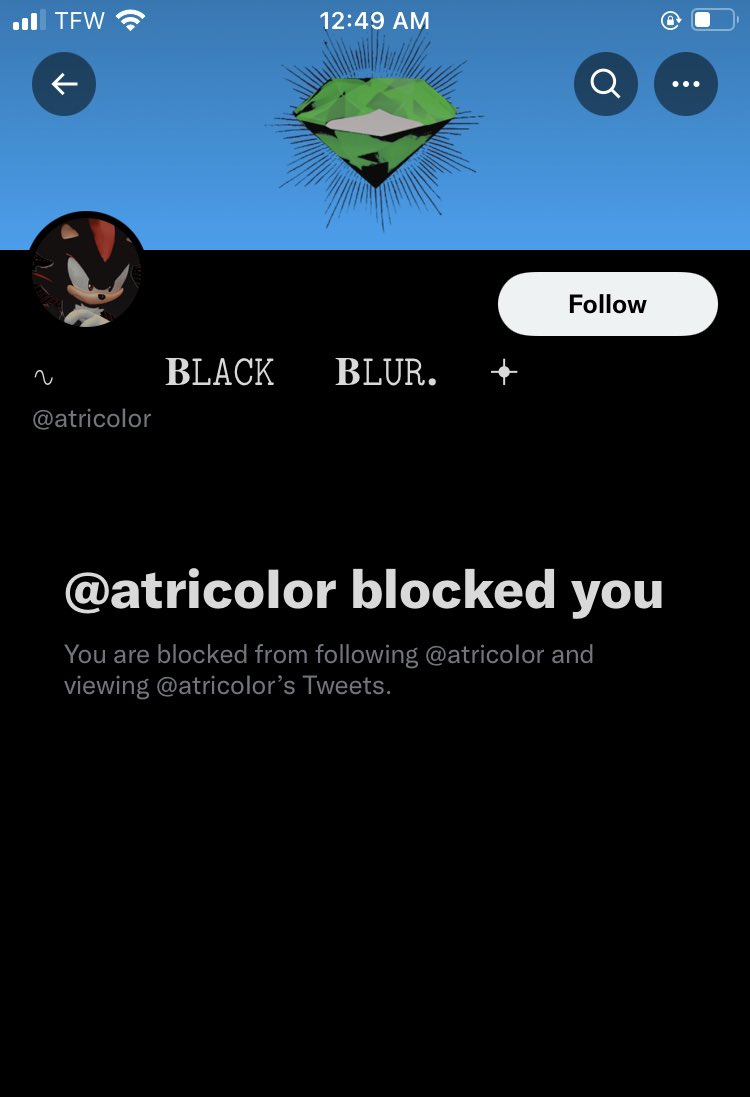 BLUEBLXR_'s tweet photo. I’m so lost , what did I do ? / / https://t.co/AYwR3MWAiQ