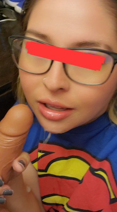 #MissDaddyInMyHoles https://t.co/iKFRozdNwp<a href="/tag/missdaddyinmyholes"class="tags">#MissDaddyInMyHoles</a>