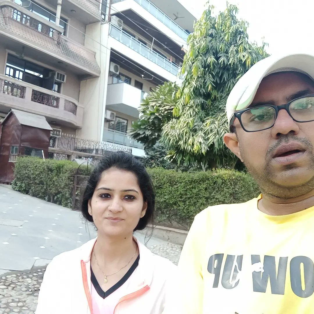 sachindei65's tweet photo. Back 2 back two half marathon run on weekend days
One with wife @cailajindal and one with other friends @vinodkaul
#admireyourself #runningislife #newbalance #rcelite #trainingrun #mumbaimarathon #newshoes #passion #fitness https://t.co/i6uFDqLLzX