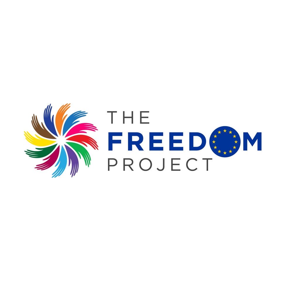 alliancefrdelhi's tweet photo. On Friday 18th, the Slovenian Embassy to India organized at the Alliance franรงaise de Delhi a cultural event celebrating the Indo-European Freedom Project: Eden Transplanted by Eva Petric.
@eunicglobal @EUNIC_India #TheFreedomProject #Freedom
@eu_in_india @SLOinIND https://t.co/MH0N6WjJjI