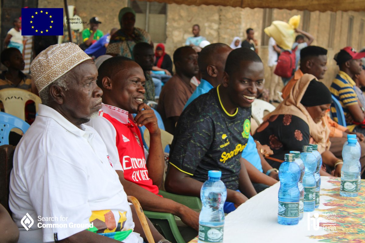 Huria_KE's tweet photo. Likoni sub-county DCC, @NPSOfficial_KE Likoni Police Station OCS, @MombasaCountyKe MCAs, Area Chief during the #PEACECUP event cautioned the youth against juvenile gangs, stressing the need to sustain the peace demonstrated during #GE22 #UchaguziBilaBalaa @EUinKenya @SFCG_Kenya https://t.co/4TEJVtjfTa