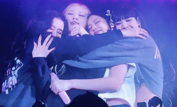 bvlgrlisa's tweet photo. BLACKPINK. https://t.co/Nw9Gk7XrQe