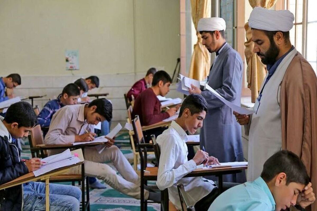 سلطه آخوندها بر آموزش و تربیت فرزندان⏬
رئیس سازمان مدارس غیردولتی آموزش و پرورش گفت: 
باید به سمت تاسیس مدارس غیردولتی بر پایه حوزه علمیه حرکت کنیم🙄
باید در آموزش و پرورش به سمت تاسیس مدارس غیردولتی بر پایه حوزه علمیه حرکت کنیم و حوزه علمیه خود بنیان گذار مدارس غیردولتی باشد.!