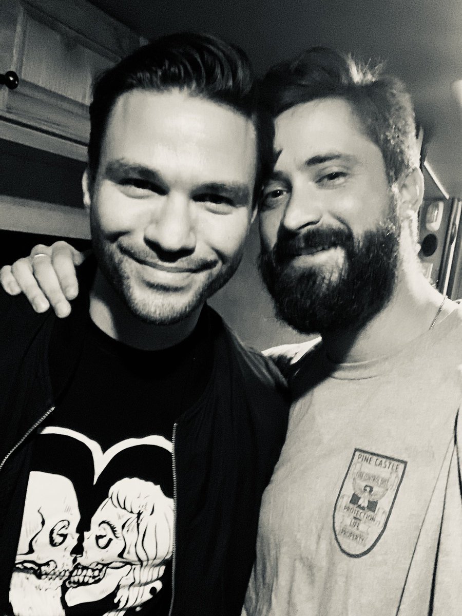 Tilian tweet media