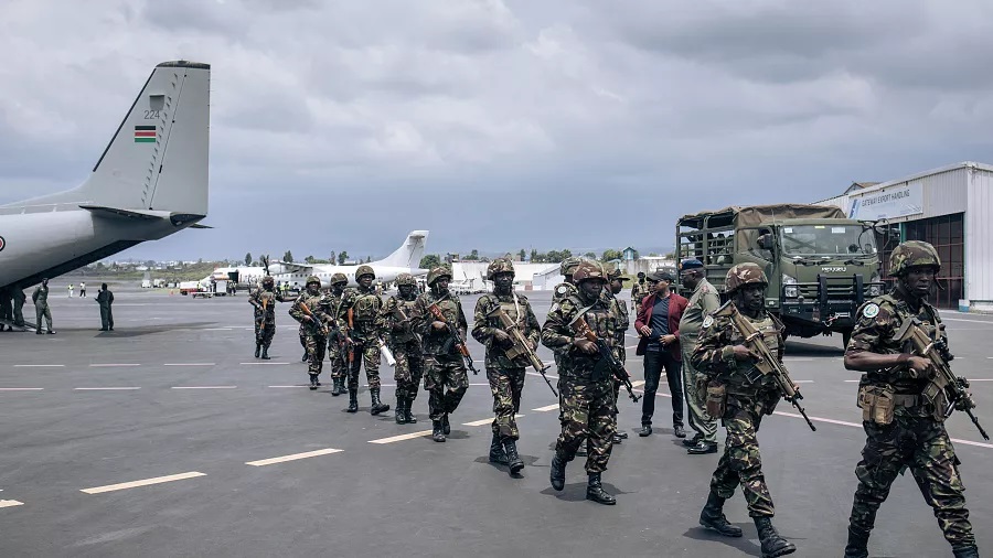 TheGreatLakesE1's tweet photo. 1) How Kenya is getting dragged into DRC’s contradictions

https://t.co/k7mADPQ0nh

@PatrickMuyaya @Presidence_RDC @NoelKambanda @kabumba_justin @goma24news @BrunoTshibala @ali_naka @PeresidaWacu @albcontact @AssembleeN_RDC @Com_mediasRDC @AmbMKamau @ForeignOfficeKE https://t.co/Wojd8jBd0S