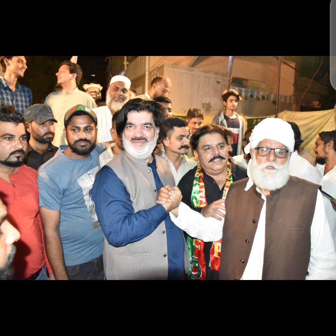 AshrafJQureshi's tweet photo. لانگ مارچ کی تیاریوں کے حوالے سے پنجاب چورنگی نیازی محلے میں تقریب
سندھ سے عوام لانگ مارچ میں بھرپور شرکت کریں گے
سندھ میں سلطنت زرداریہ کا دور اپنے اختتام پر ہے
کرائم منسٹر لندن سمیت جہاں بھی گیا ملک کی بدنامی کا باعث بنا
شریف خاندان نے زرداری کے ساتھ ملکر ملک کا حشر نشر کردیا https://t.co/E1qUTm9fIb
