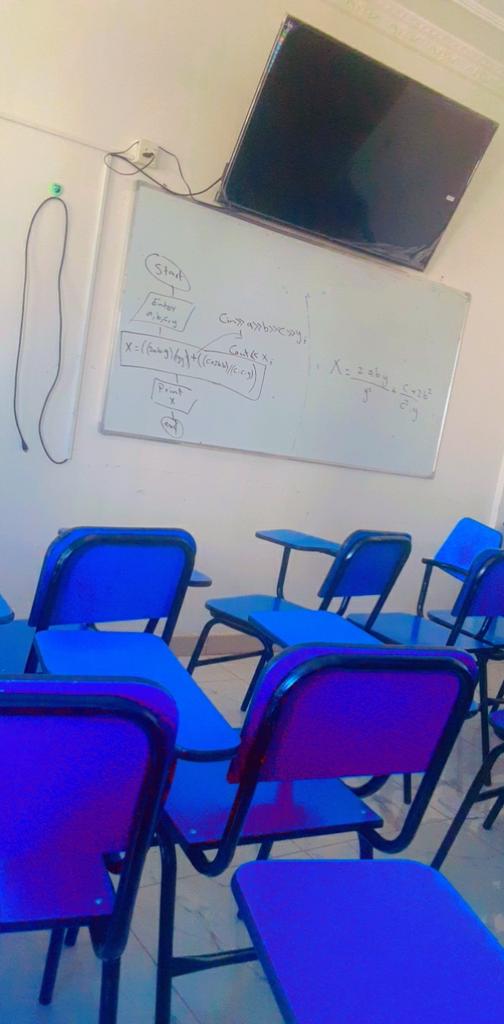 صباح الخير وبعد:

"سِرْ لا تَقِف ..
فالدربُ لا يأتي إليك
والحلمُ لا يجري ليَسْقُطَ في يَدَيْك
هي هكذا الأيامُ سعيٌ دائمٌ .. 
إن تَلتفِت للخلفِ تخسر ما لديك"