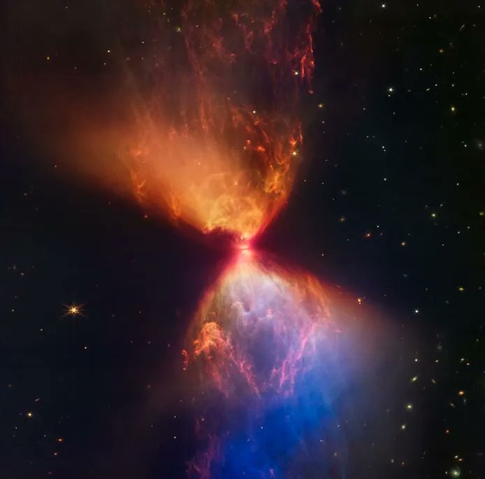 talius's tweet photo. NASA's #Webb catches #Fiery #Hourglass as #New #Star Forms

James Webb's Near-Infrared Camera, #NIRCam, has revealed the once-hidden features of the #protostar within the dark cloud #L1527, providing insight into the beginnings of a new star... https://t.co/9I3yYV1gXn https://t.co/GiybjNlT9Y