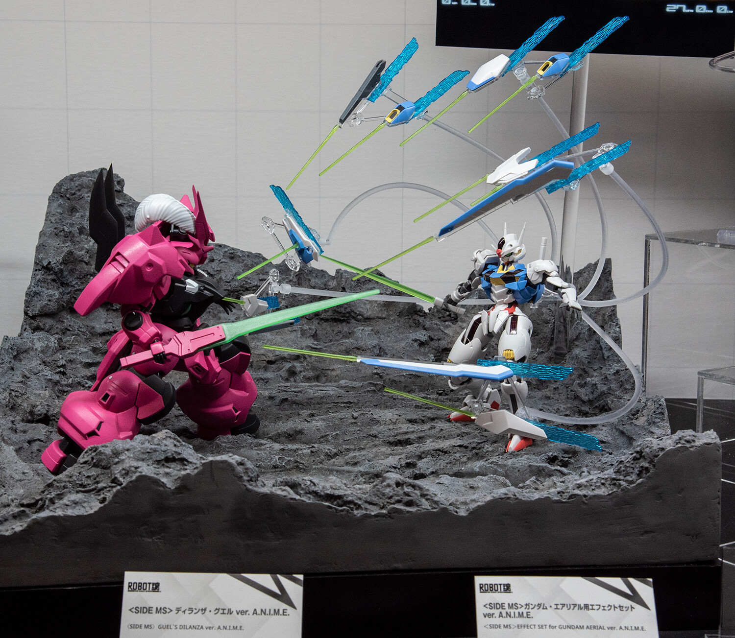 ロボット魂【ガンダム】ジオラマに！バトルエフェクトキャンペーン！非売品！レア！ ガンダム【ロボット魂】robot魂 グフ ランバラル フィギュア