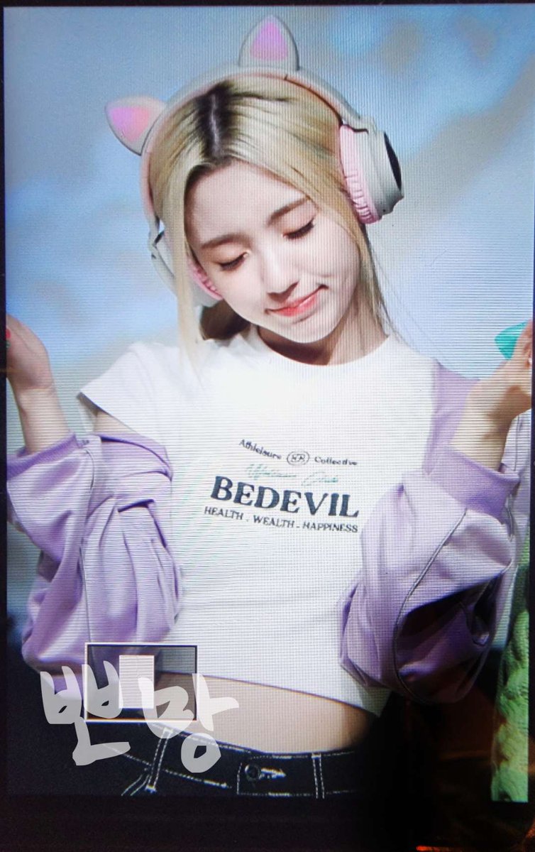 bbobbomangYS's tweet photo. 221120 에버라인 대면 preview #강예서

이제 진짜 언제 보지이 🥲 https://t.co/o7DSrAPO1T