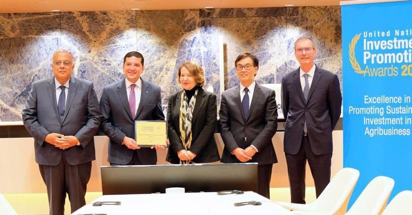 COMESARIA's tweet image. For the first time, Egypt, represented by the General Authority for Investment, wins the United Nations Prize for Investment Promotion for the year 2022

facebook.com/10006435197540…