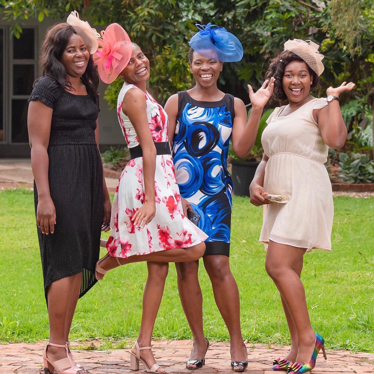 EliteBeauty_Zim's tweet photo. Today we are crushing on some of our favorite High Tea looks! The ladies looked ever so elegant ✨💐
#hightea #afternoontea #elite #elitewellness #tea #dressup #facinator @elitewellnessconsultancy https://t.co/2Q11H9K02v