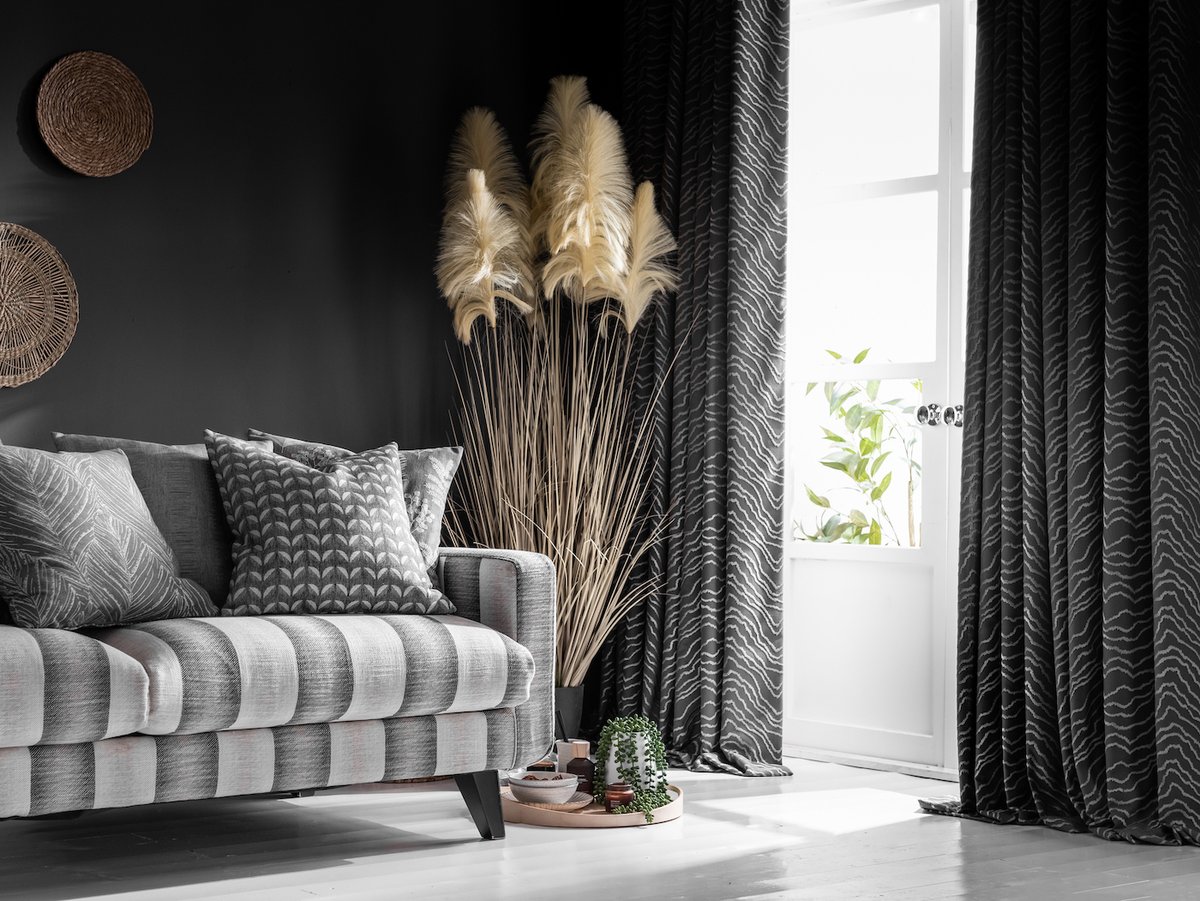 apolloblindsHQ's tweet photo. Which look for windows 1,2 or 3?
All available from your local Apollo, find yours here ๐ https://t.co/Xhe0sua8oH
for 10% off Premium Roman and Curtains.
#interiordesigntrends #interiordesigntips #interiordesignblog #interiordesigning #inspirationdaily https://t.co/LPU35y367J